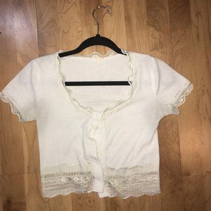 women's cropped lace tee